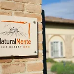 Naturalmente Wine