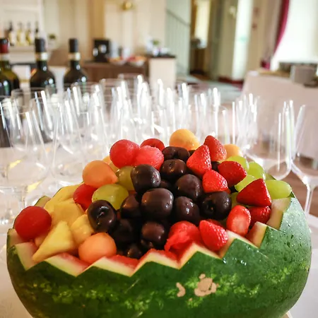 Resort Naturalmente Wine